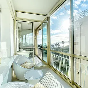 Appartement Guestready - Sunny With Magnificent View Of Du Midi, Cannes